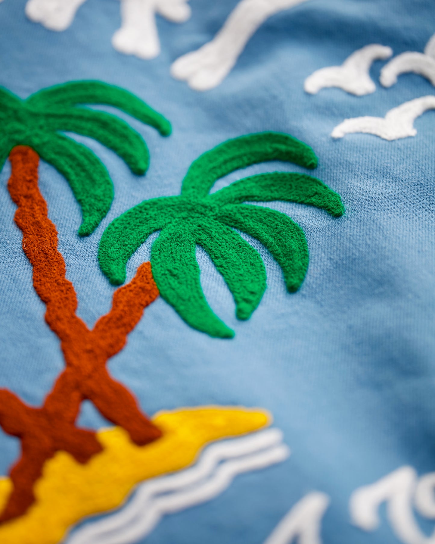 "Island Message" jacket *disadvantage