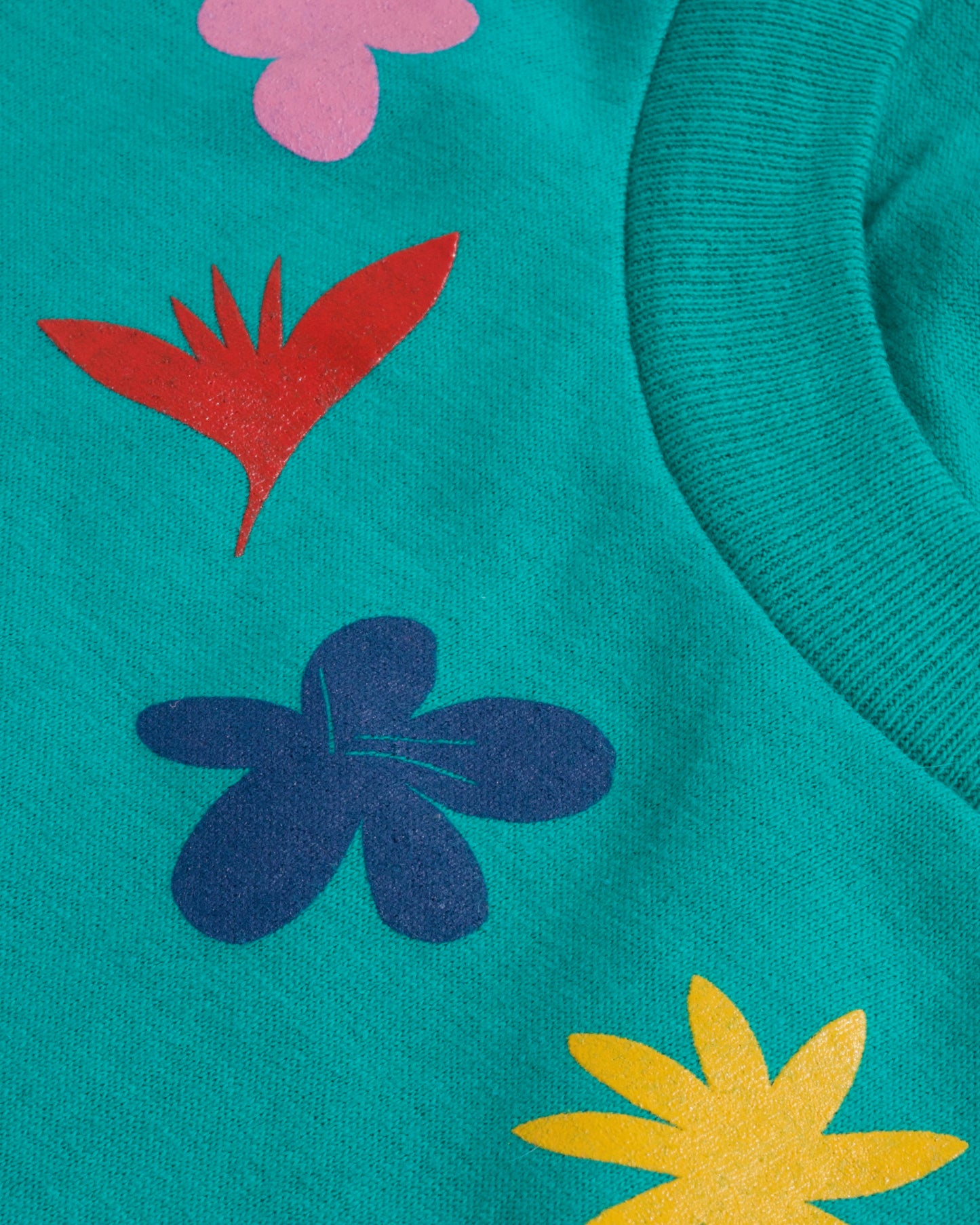 T-shirt "Flower Charm"